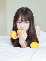 红杏出墙，双马尾萝莉酸甜羞涩清纯唯美白嫩写真