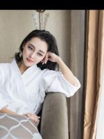 浴袍美女私房写真 姿态美丽花容月貌